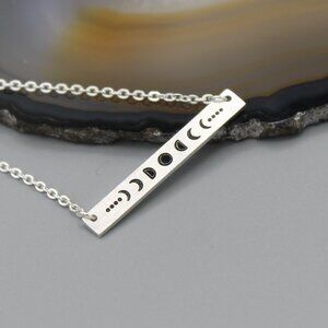 Jewelry necklace Phases of the moon sky celestial bar minimalist fashion new